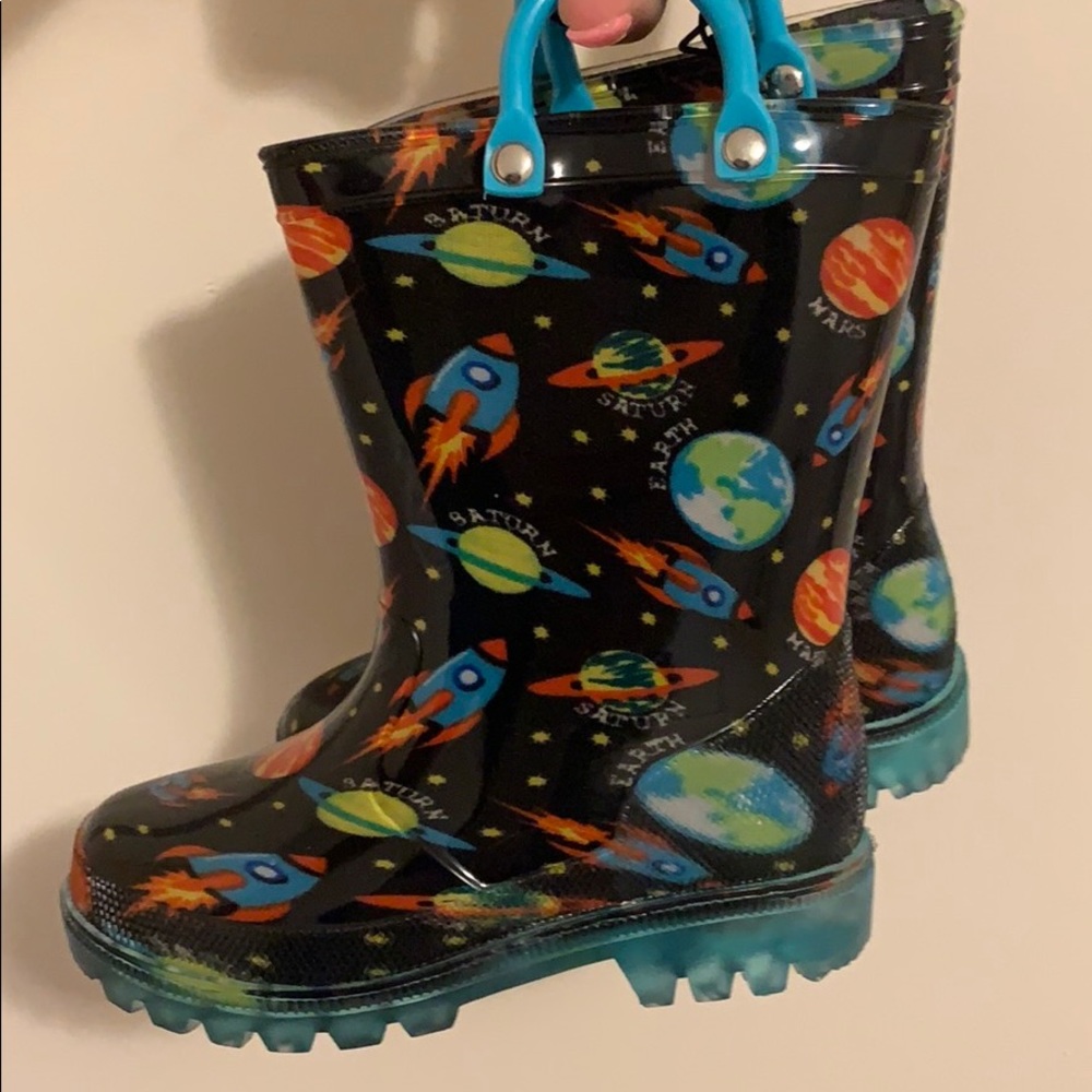 Toddler rain boots (space ship and planets)